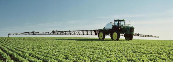 Self-propelled sprayer